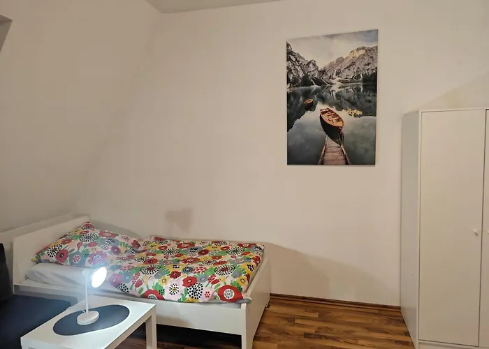 Work And 3 Schlafzimmer 6 Betten Kueche Bad Innenstadt * Lüdenscheid