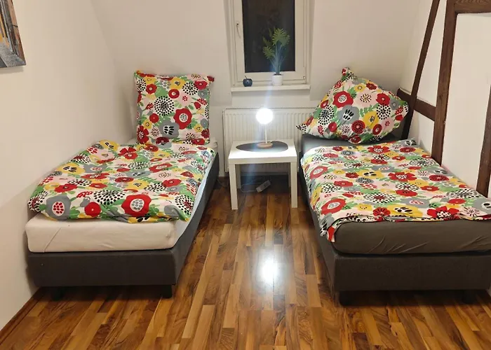 Work And 3 Schlafzimmer 6 Betten Kueche Bad Innenstadt