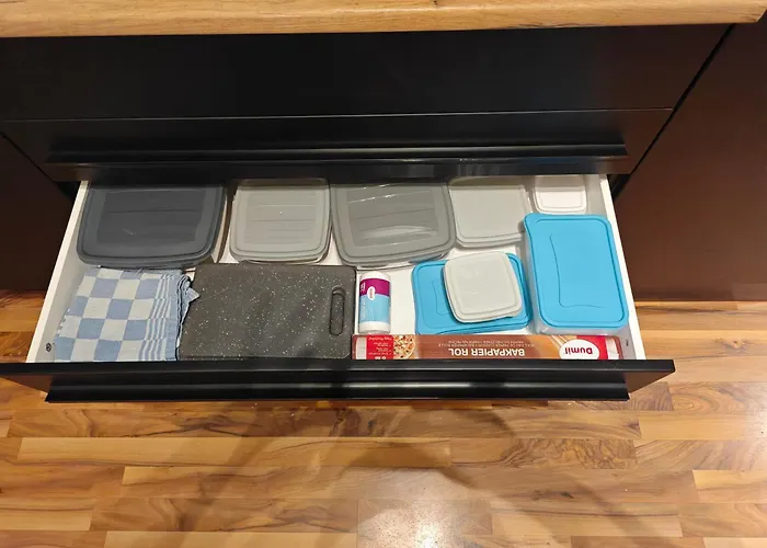 Work And 3 Schlafzimmer 6 Betten Kueche Bad Innenstadt *