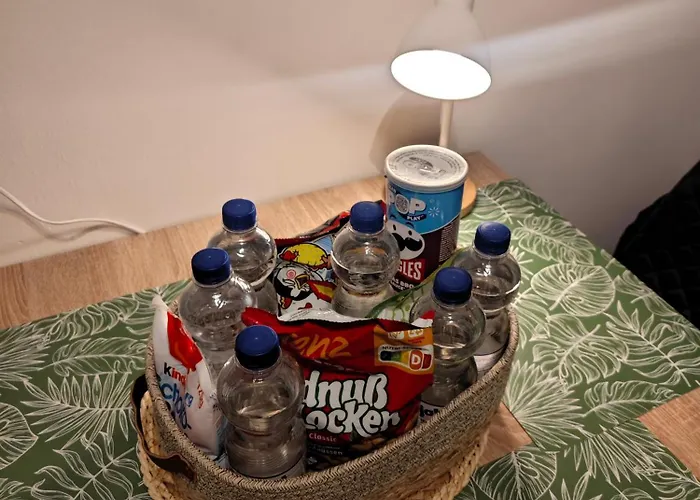 Work And 3 Schlafzimmer 6 Betten Kueche Bad Innenstadt * Lüdenscheid