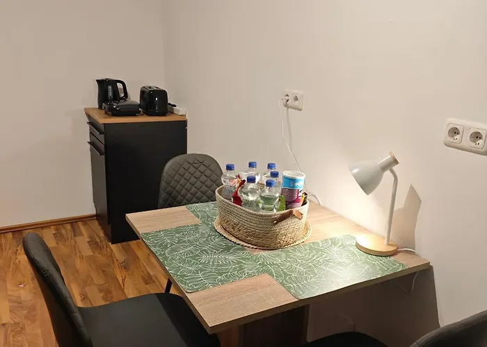 Lejlighed Work And 3 Schlafzimmer 6 Betten Kueche Bad Innenstadt Lüdenscheid
